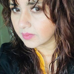 Meet your Posher, Rocio